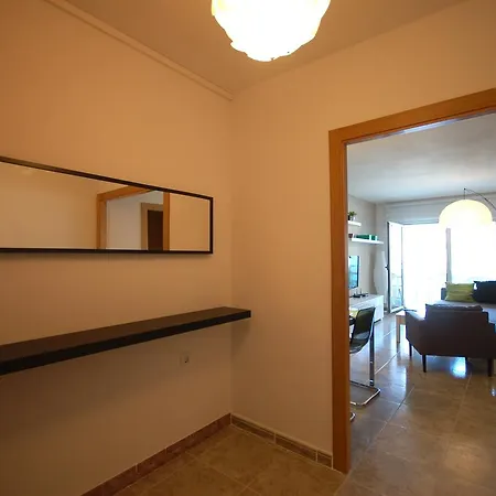 Lets Holidays New Flat Beachfront In شقة *